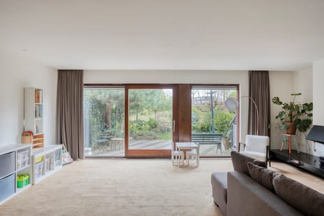 Schoener 63 secondary image