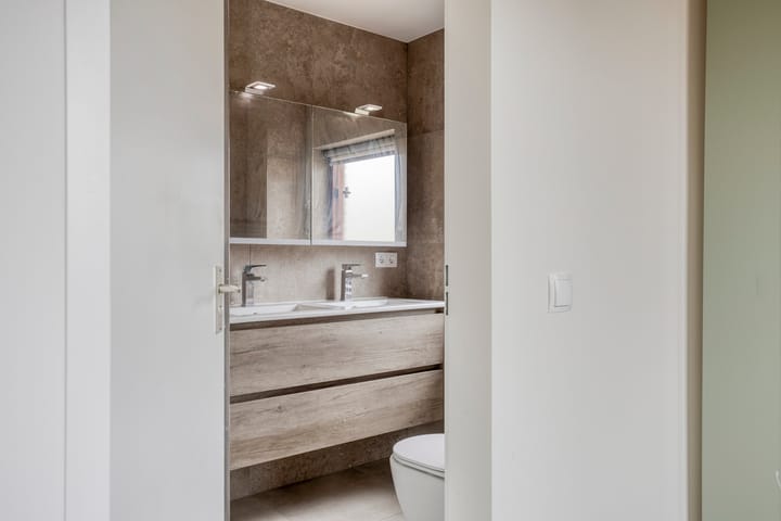 Foto 27 van Schoener 63