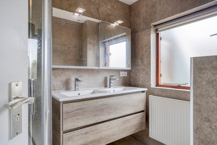 Foto 28 van Schoener 63