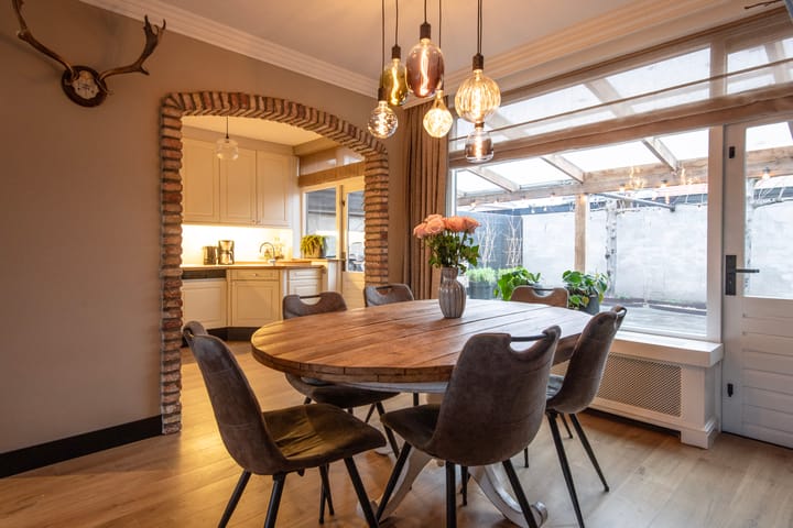 Foto 7 van Anna van Burenstraat 21