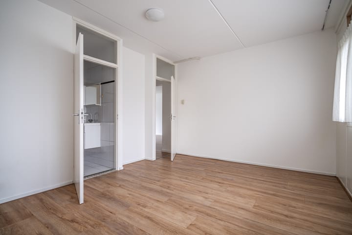 Foto 25 van Merelstraat 4