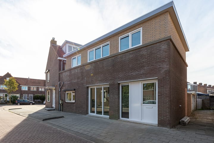 Photo 5 of Staringstraat 1-B