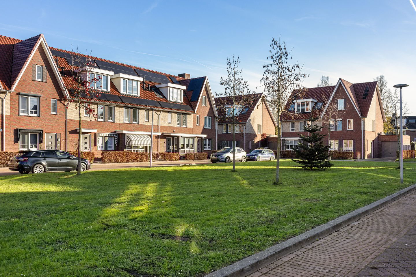 Foto 1 van Van der Weddenhof 35