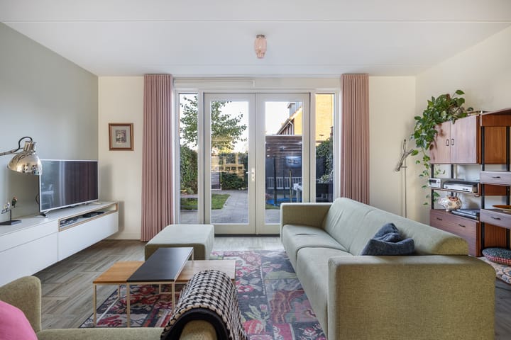 Foto 7 van Van der Weddenhof 35