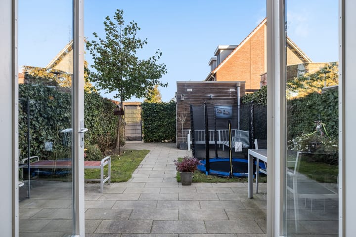 Foto 19 van Van der Weddenhof 35