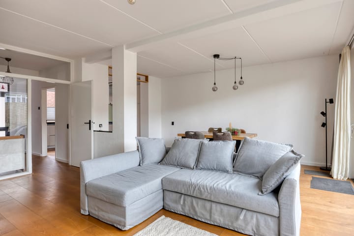 Photo 7 of Apollo 23