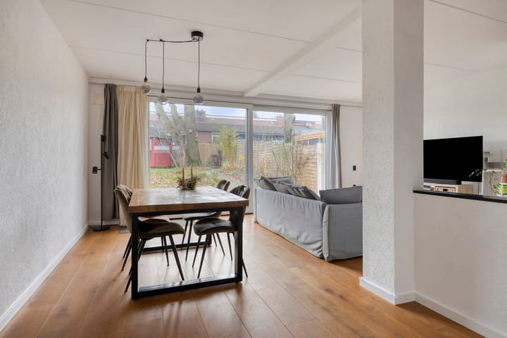 Photo 9 of Apollo 23