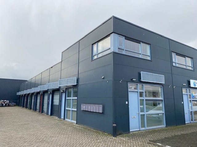 Bekijk foto 3 van Newtonstraat 45