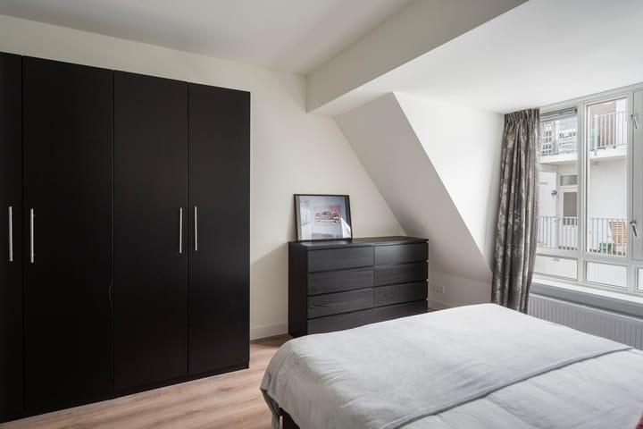 Photo 15 of Billitonstraat 15