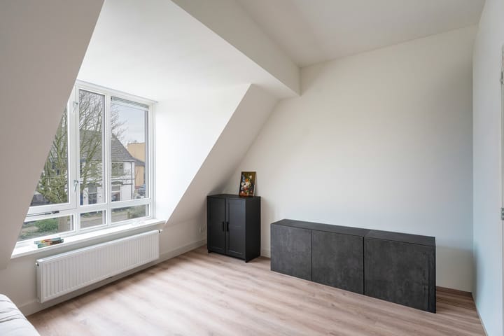 Photo 18 of Billitonstraat 15