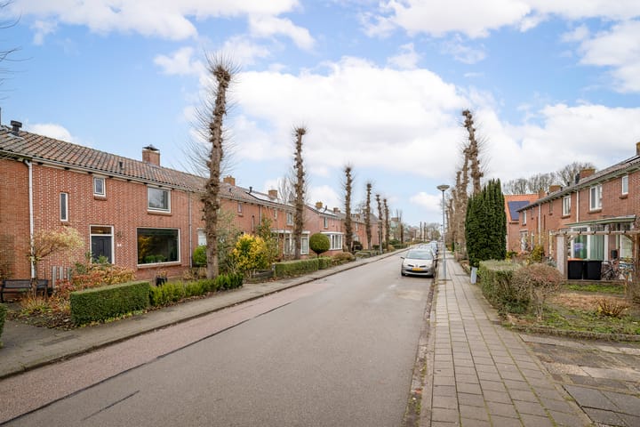 Foto 34 van Julianastraat 24