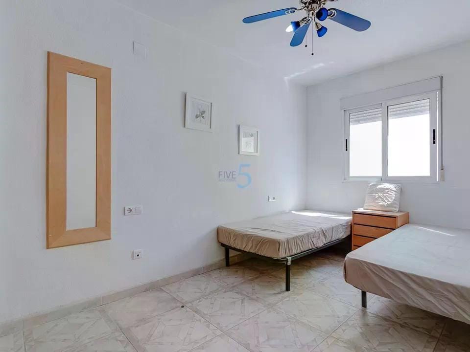 Foto 19 van Calle La Zenia 2