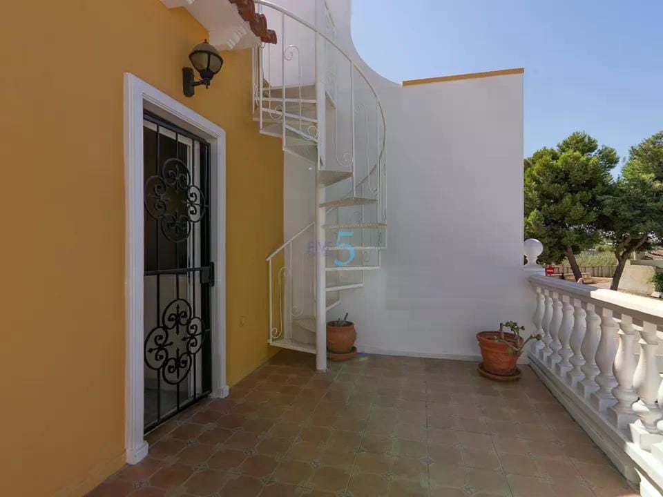 Foto 21 van Calle La Zenia 2