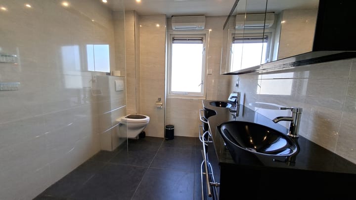 Photo 18 of Wikkepad 8