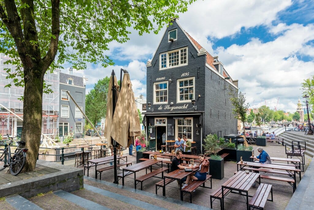 Photo 12 of Rapenburg 31-C