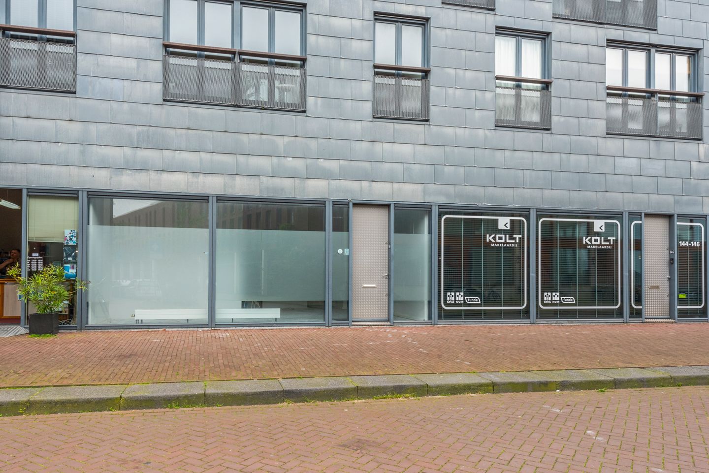 View photo 1 of Baron G.A. Tindalstraat 148