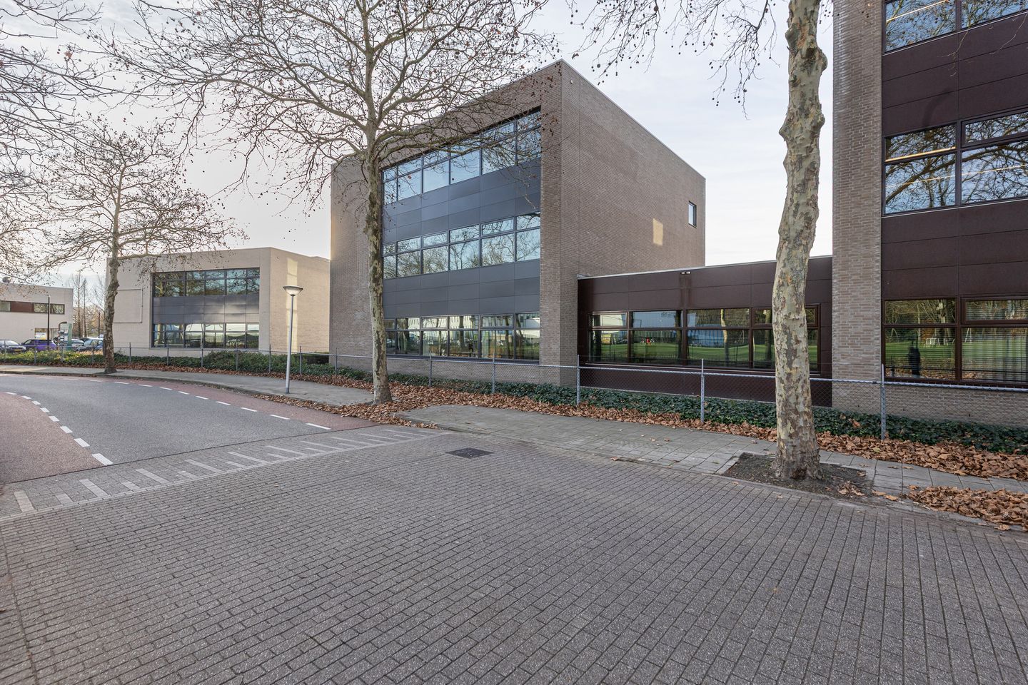 View photo 2 of Le Havre 91