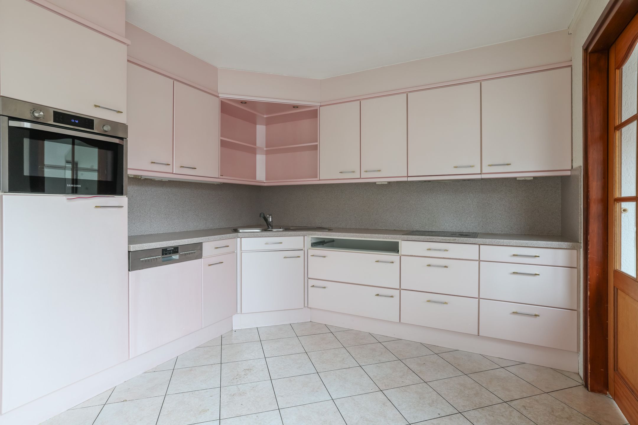 Foto 12 van Ankrot 67