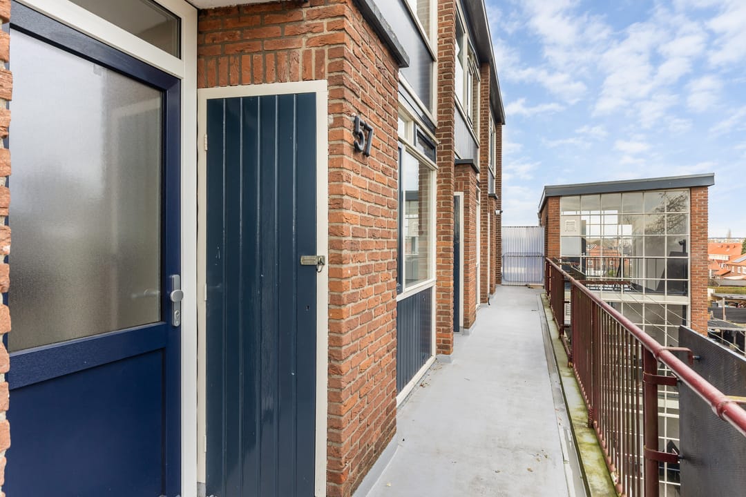 Foto 23 van Ruys de Beerenbrouckstraat 57