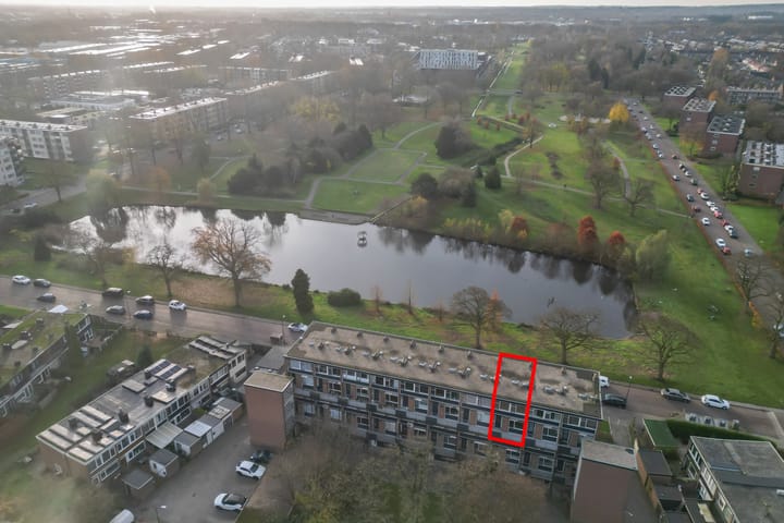 Foto 35 van Ruys de Beerenbrouckstraat 57