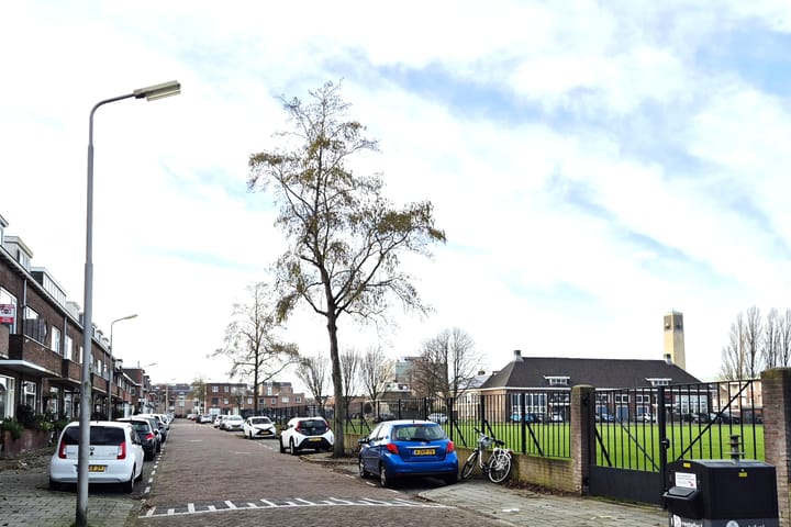 Photo 38 of Lorentzstraat 62