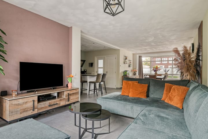 Photo 2 of Frits Verhagenstraat 19