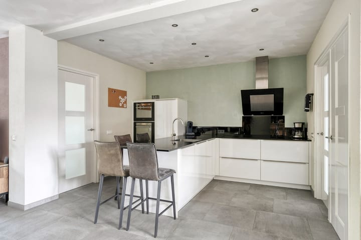 Photo 4 of Frits Verhagenstraat 19