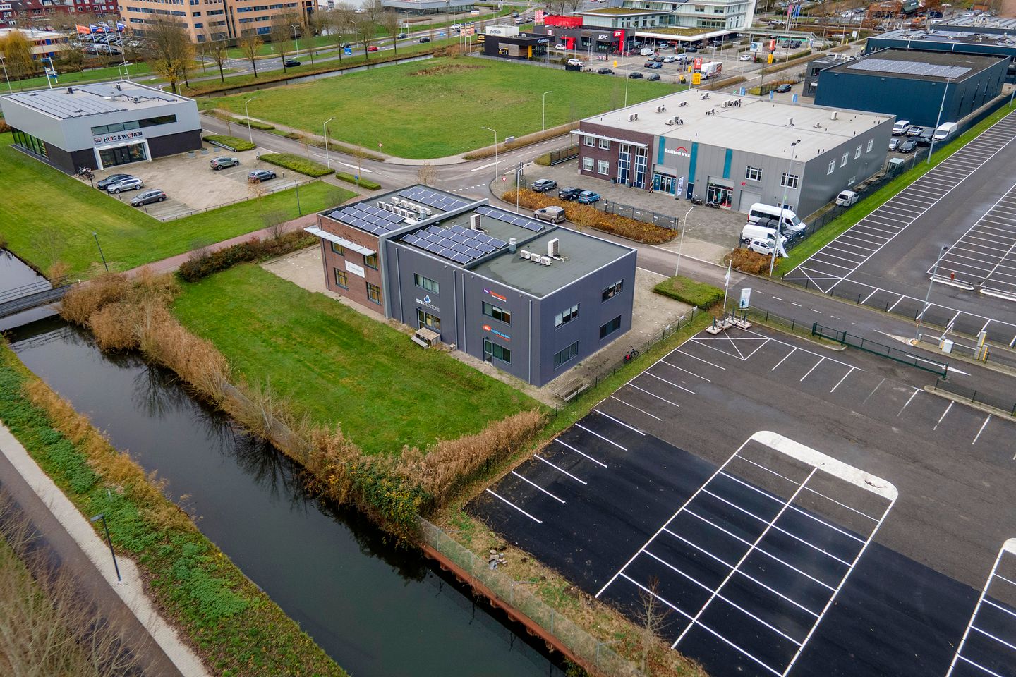 View photo 5 of Einsteinstraat 11