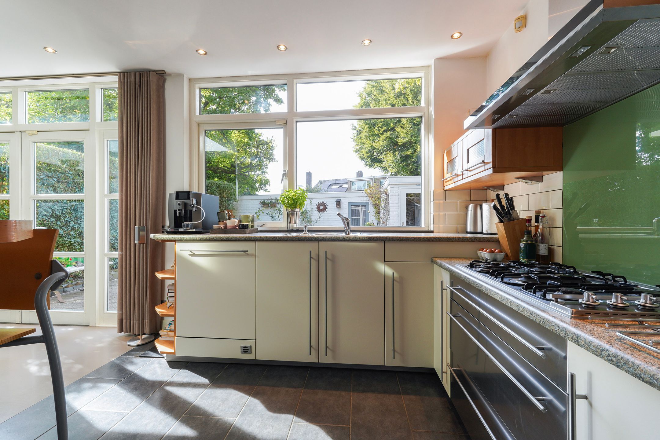 Photo 30 of Burgemeester Jansenstraat 25