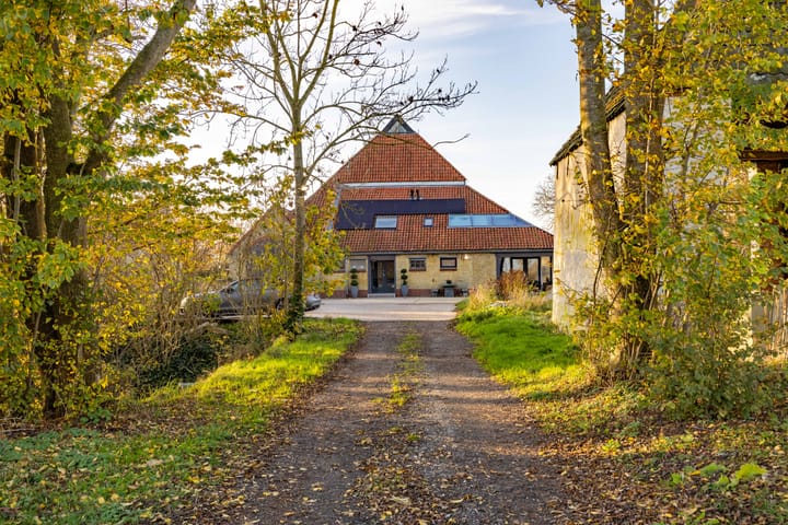 Photo 8 of Rijksweg 4-B