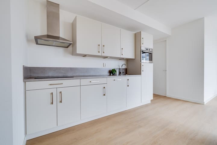 Foto 9 van Helfrichstraat 25-B