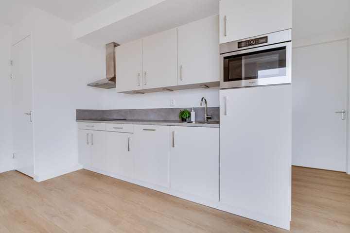 Foto 10 van Helfrichstraat 25-B