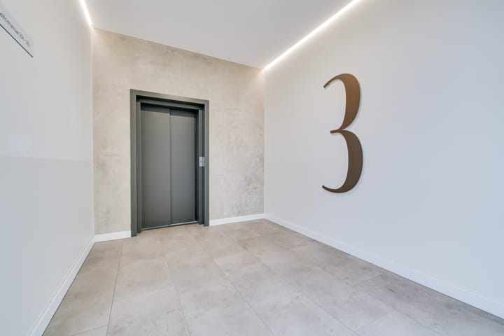 Foto 21 van Helfrichstraat 25-B