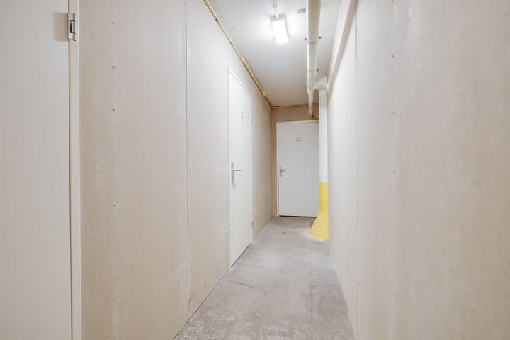 Foto 22 van Helfrichstraat 25-B