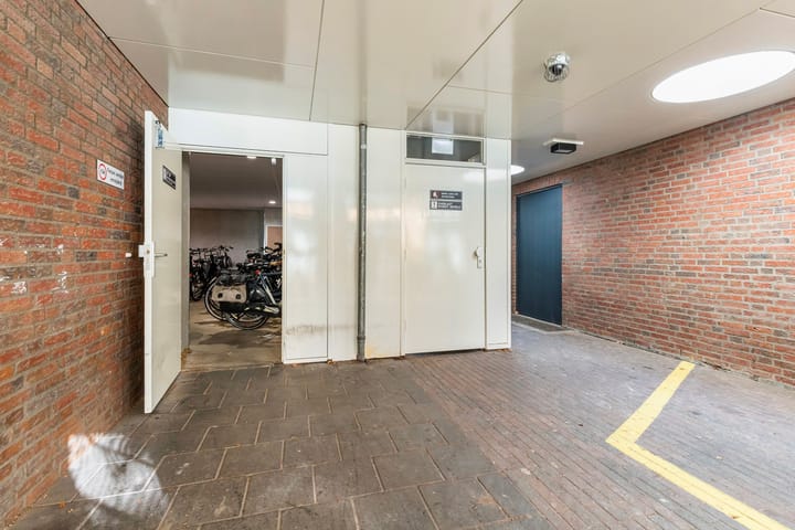 Foto 29 van Helfrichstraat 25-B