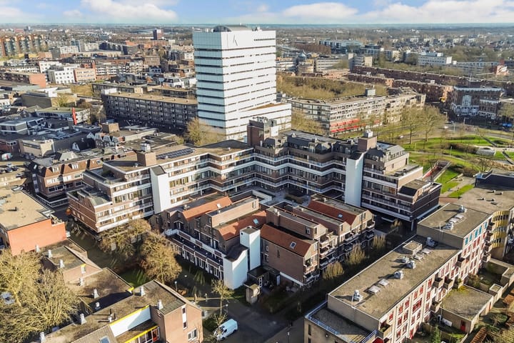 Foto 34 van Helfrichstraat 25-B