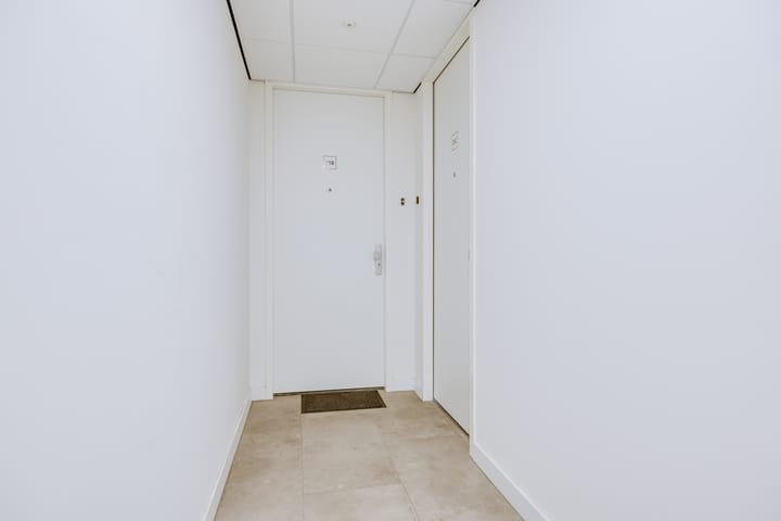 Foto 19 van Helfrichstraat 25-B