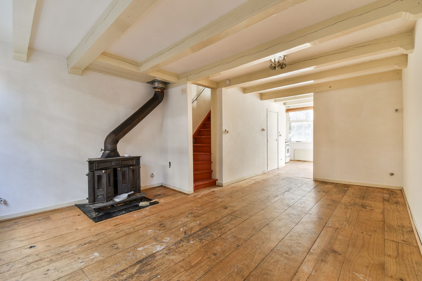 Photo 4 of Voetboogstraat 12-1