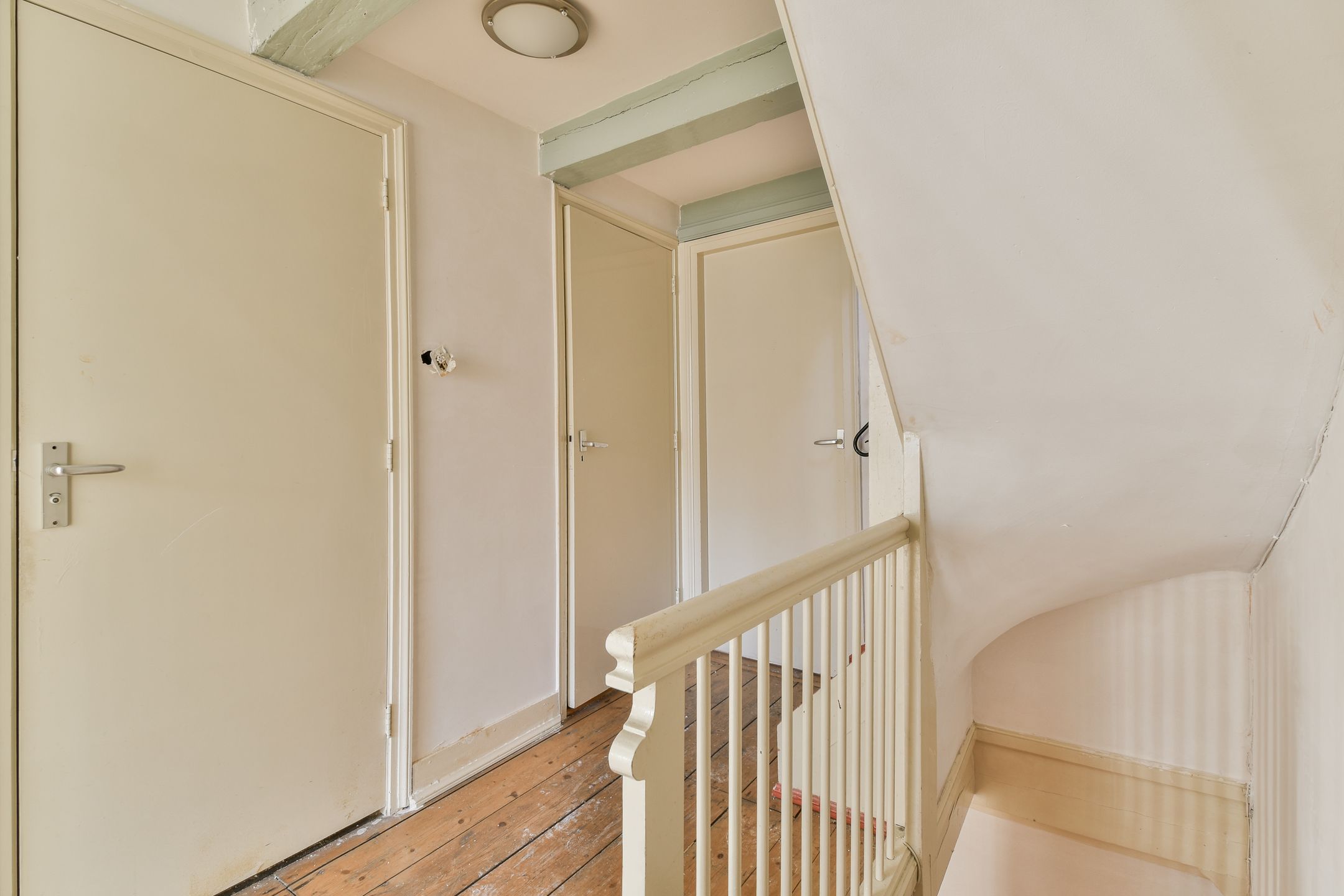 Photo 9 of Voetboogstraat 12-1