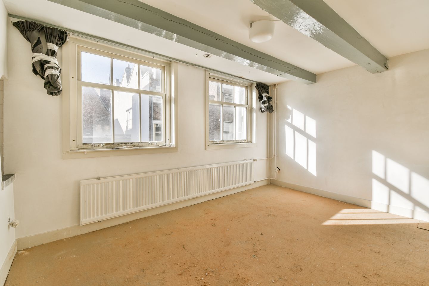 Photo 10 of Voetboogstraat 12-1