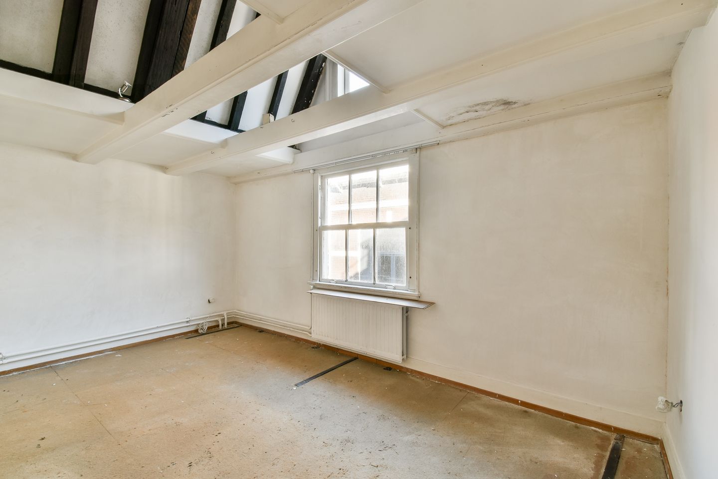 Photo 19 of Voetboogstraat 12-1