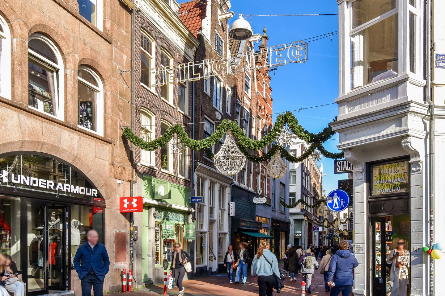 Photo 29 of Voetboogstraat 12-1