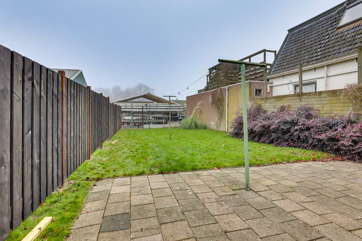 Foto 25 van Dorpsweg 46