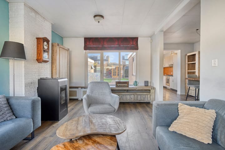 Photo 4 of De Klap 14