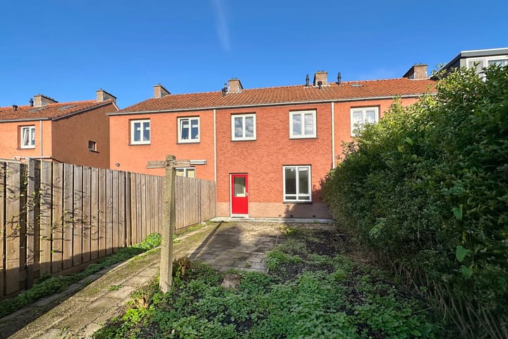 Photo 14 of Esdoornlaan 15