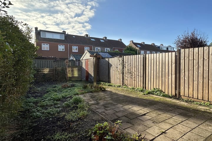 Photo 15 of Esdoornlaan 15