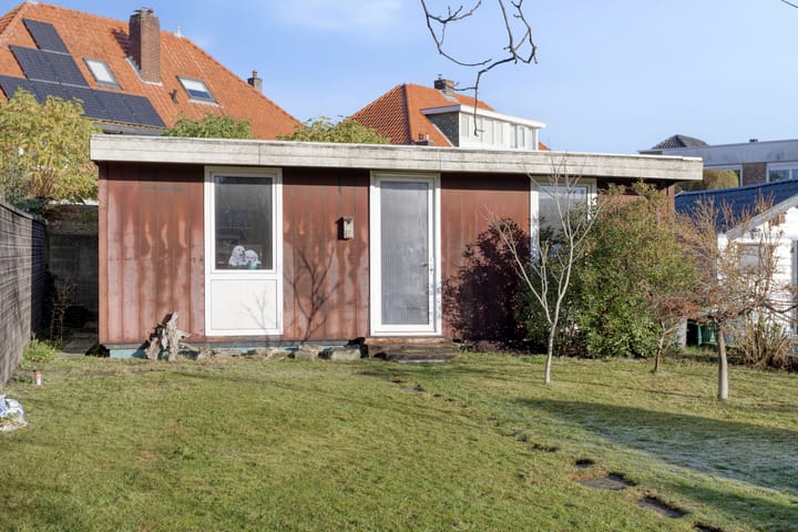 Photo 35 of Zwaluwstraat 9-A