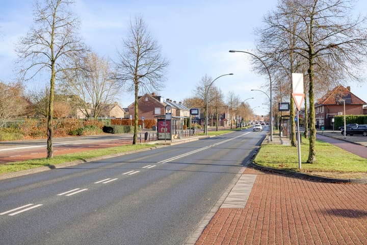 Photo 40 of Zwaluwstraat 9-A