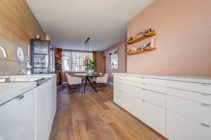 Photo 18 of Herenstraat 48