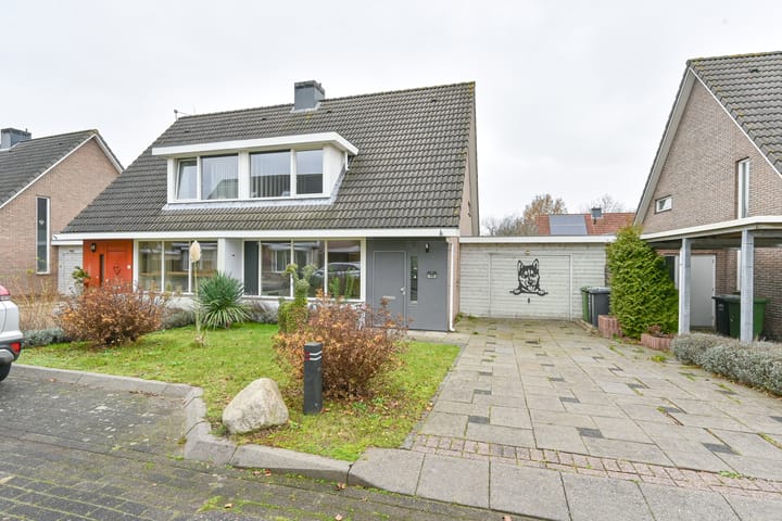 Foto 2 van Topaasdreef 15